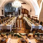 מלון Burg Plankenstein *