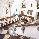 Burg Plankenstein Hotel *