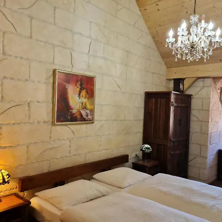 Burg Plankenstein Hotel *