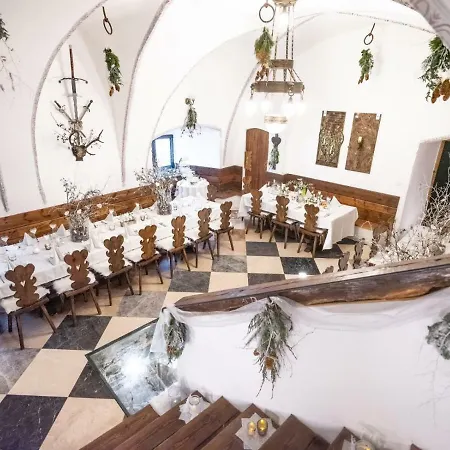 Burg Plankenstein فندق *